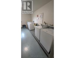 305 - 55 Neptune Drive, Toronto, ON M6A1X2 Photo 13