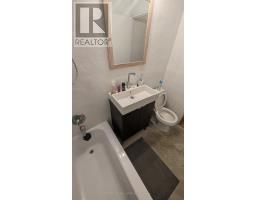 305 - 55 Neptune Drive, Toronto, ON M6A1X2 Photo 9