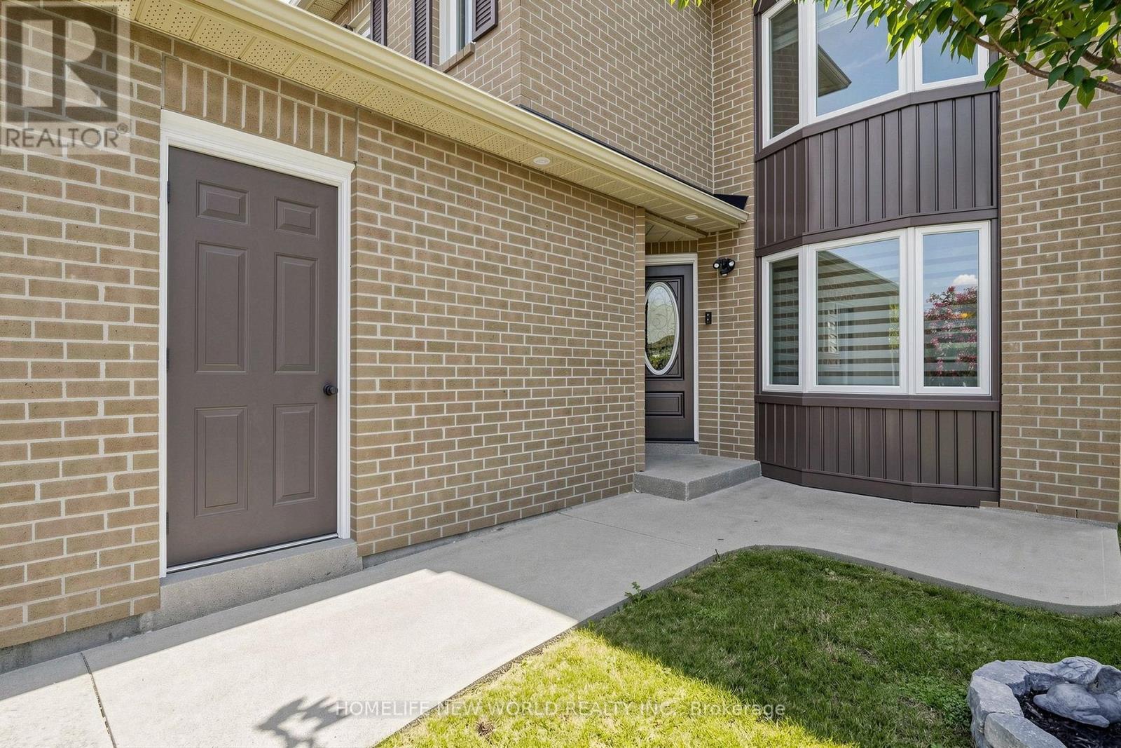 136 REED DRIVE - Image 4
