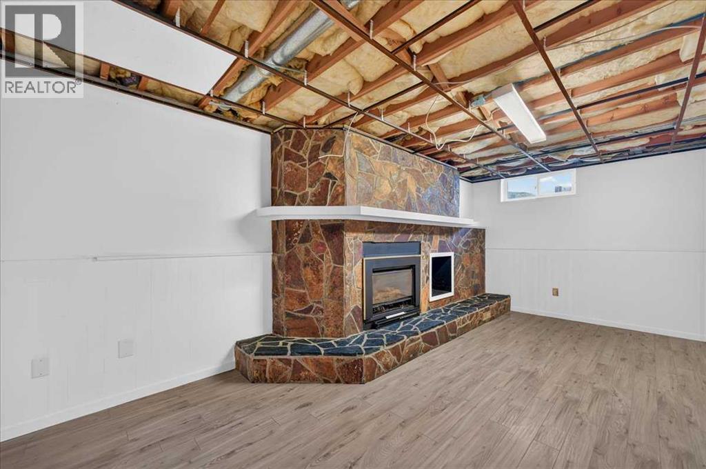 235 Abalone Place NE - 24