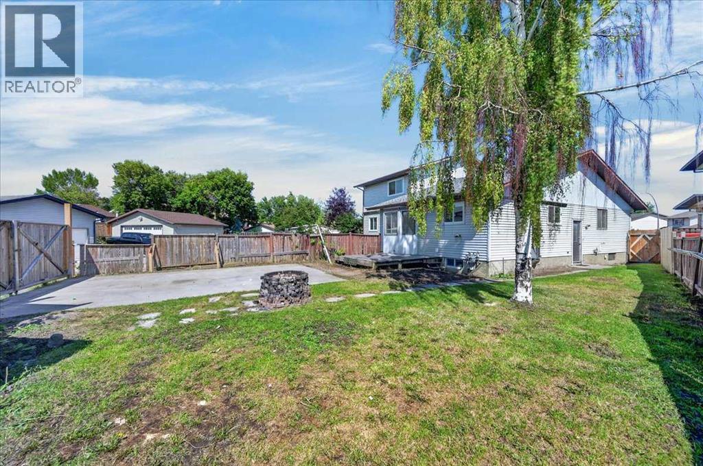 235 Abalone Place NE - 31