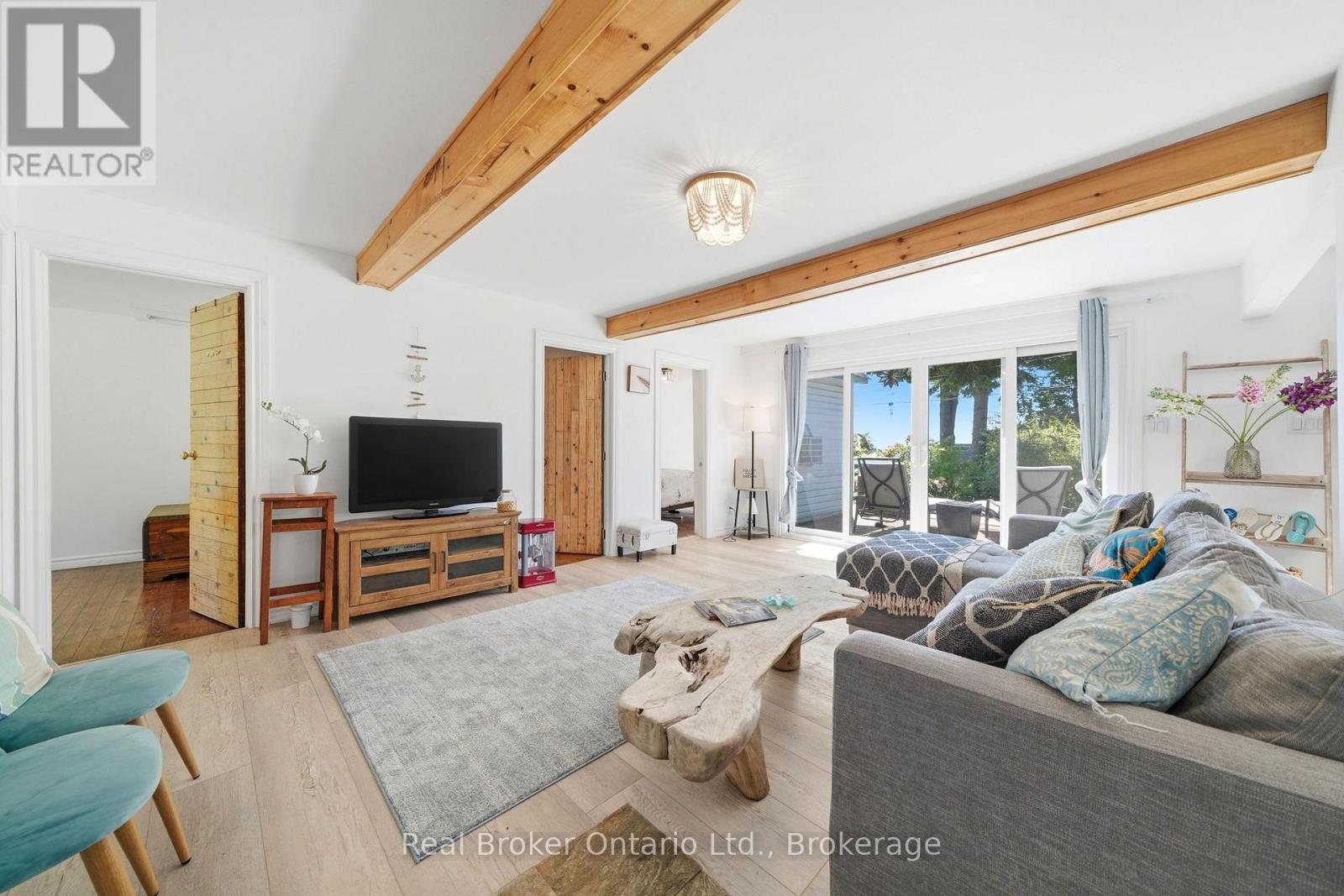 7 OLIVER DRIVE - 14