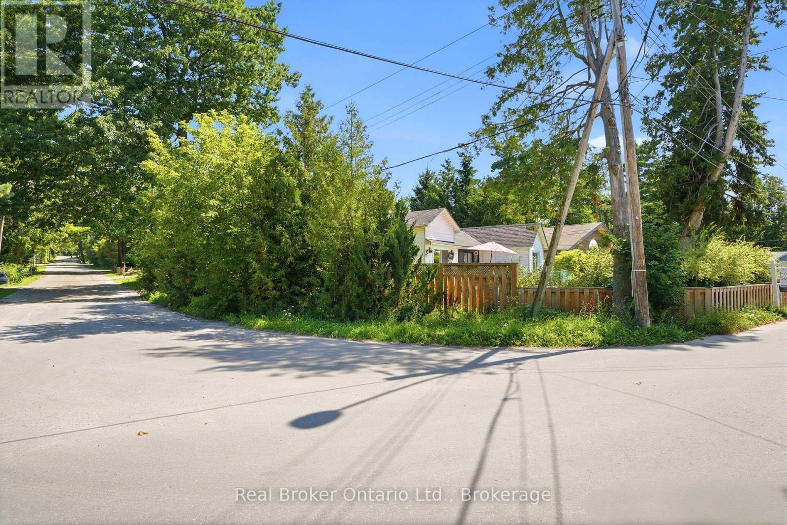 7 OLIVER DRIVE - 2