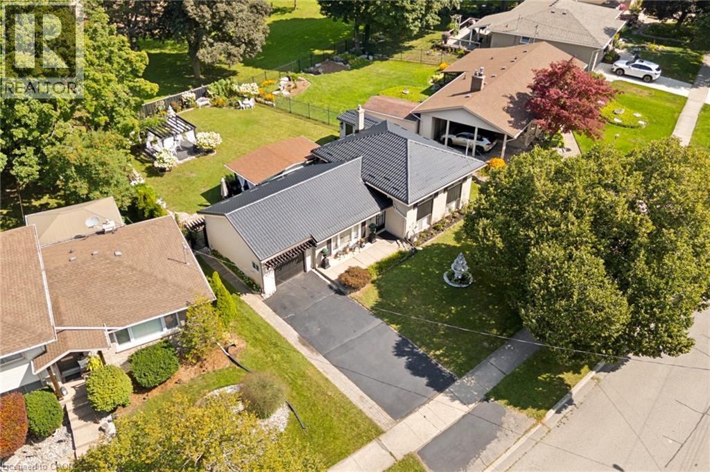 285 STONYBROOK Drive — photo 2