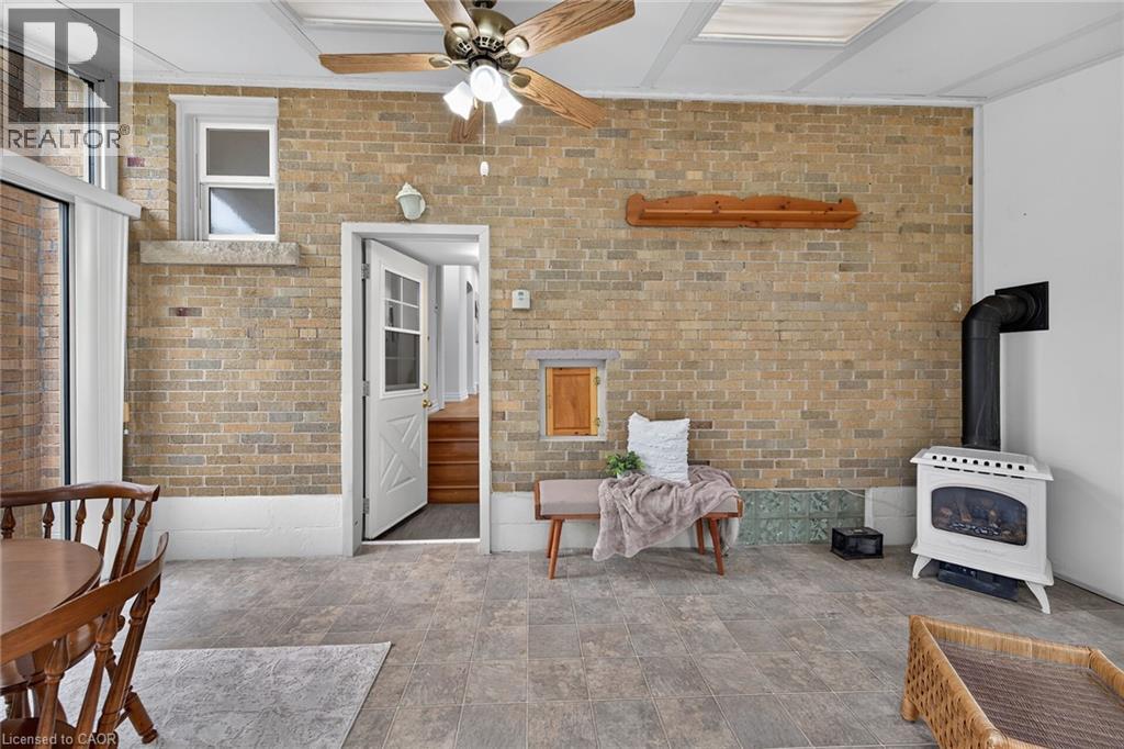 31 GAILMONT Drive - 32