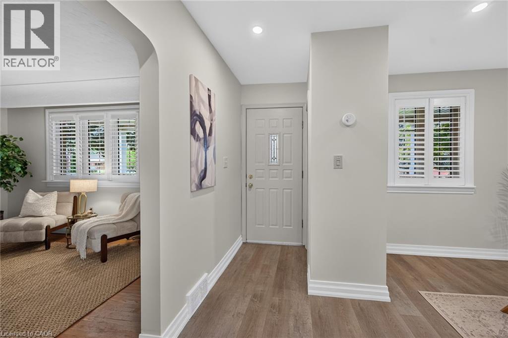 31 GAILMONT Drive - 9