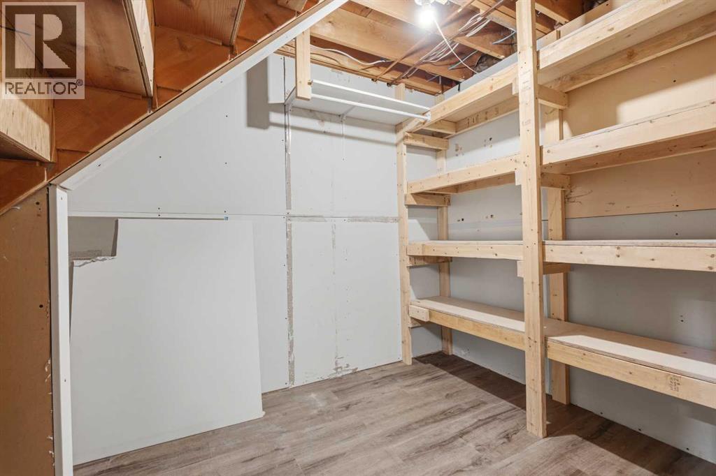 1 Isbister Avenue - 11