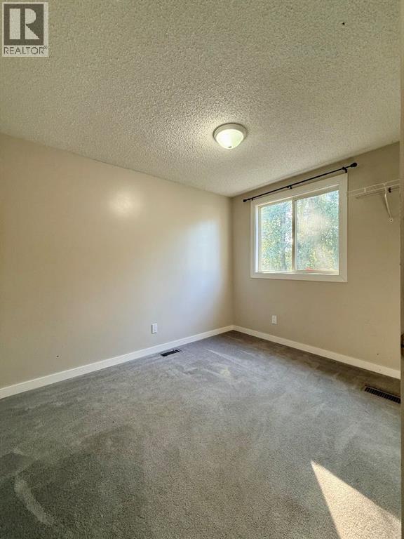 9701 95 Street - Image 31