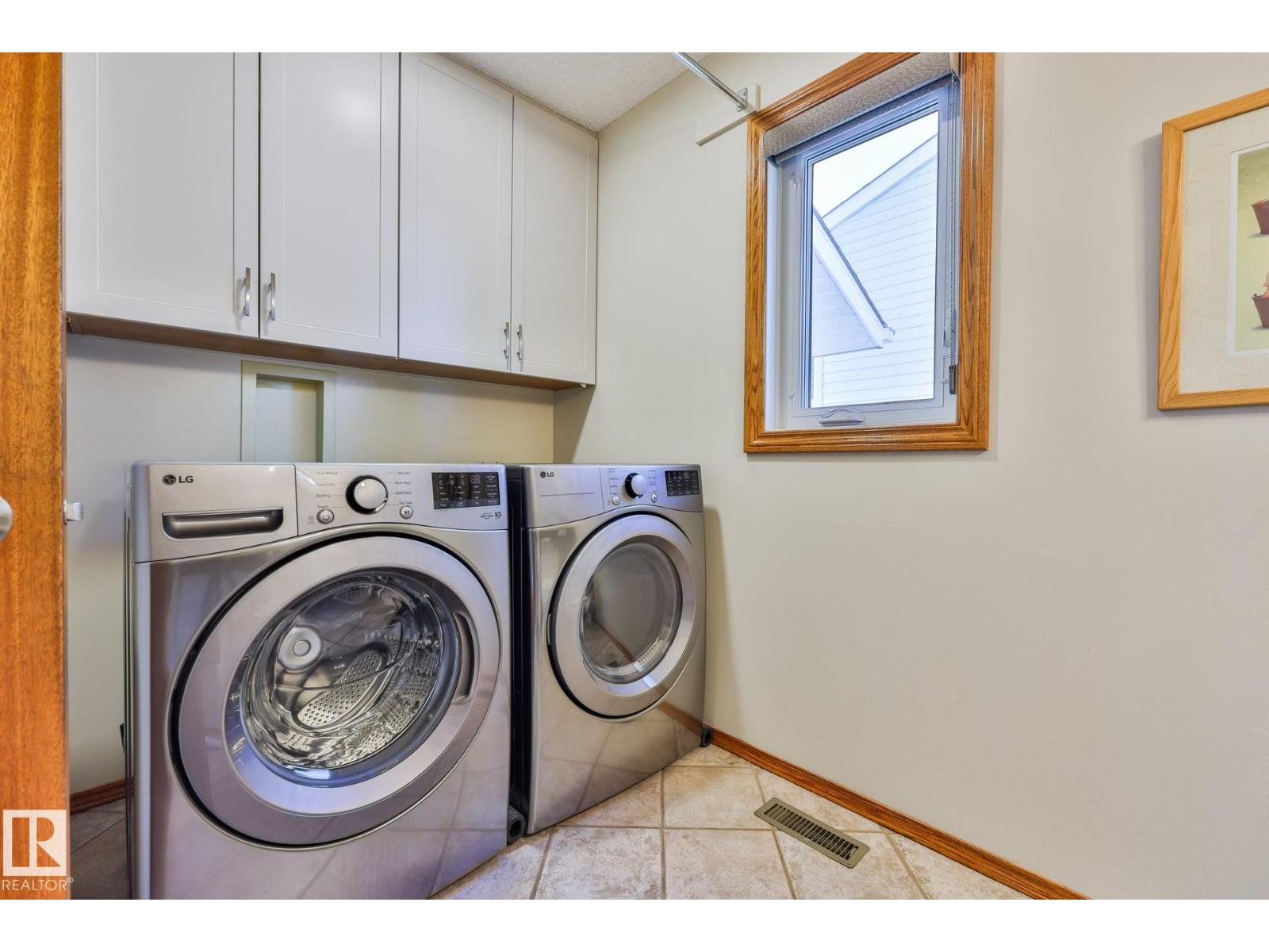 3764 30 ST NW - Image 17