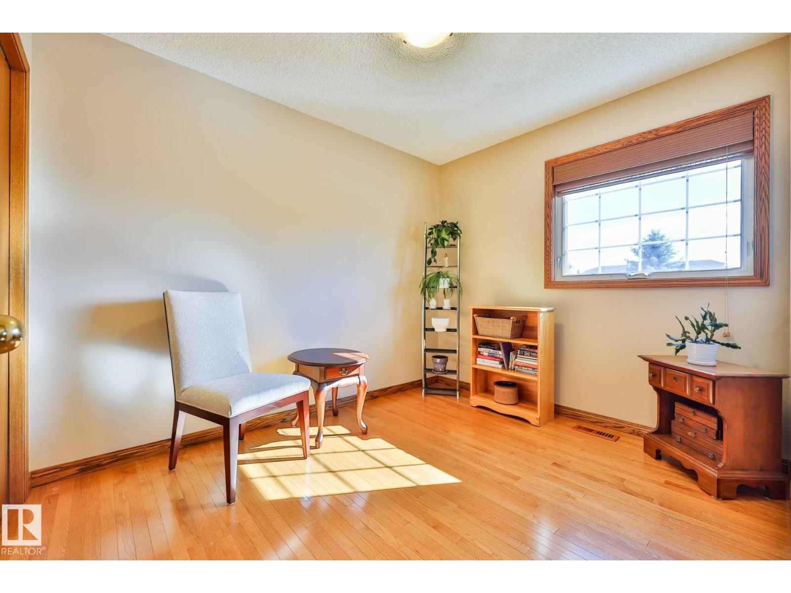 3764 30 ST NW - Image 26