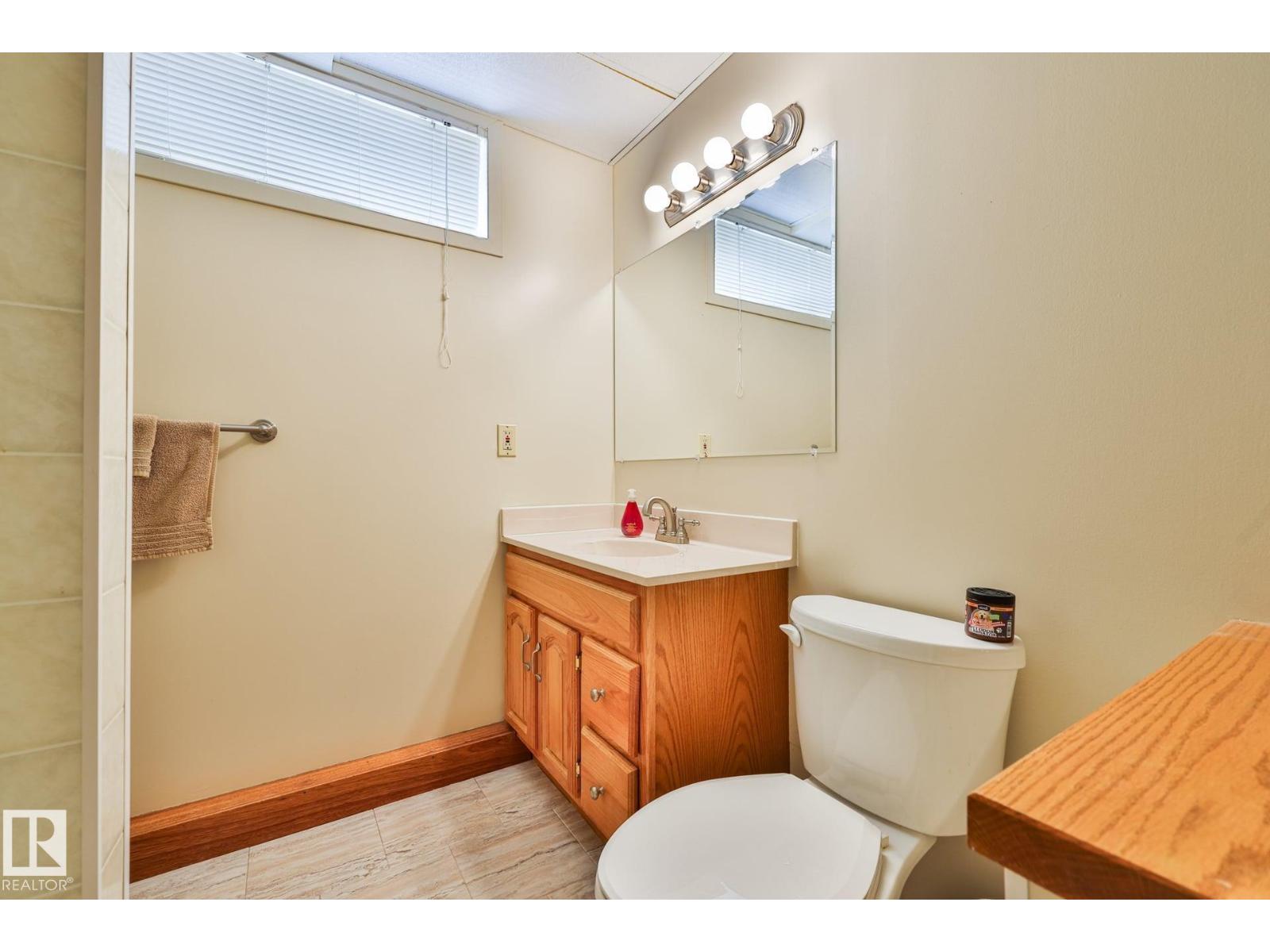 3764 30 ST NW - Image 34