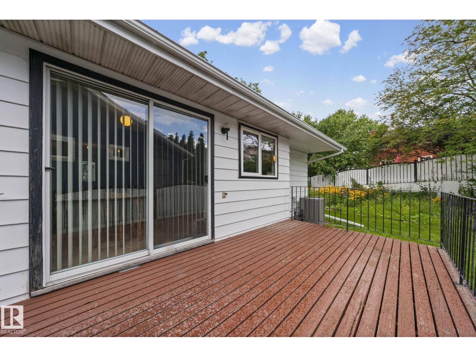 4 Woodlake RD - Image 39