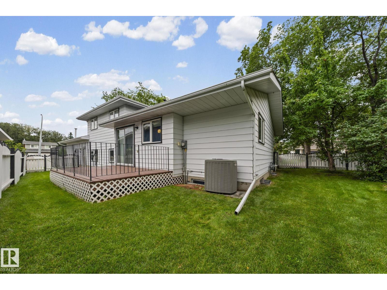 4 Woodlake RD - Image 37