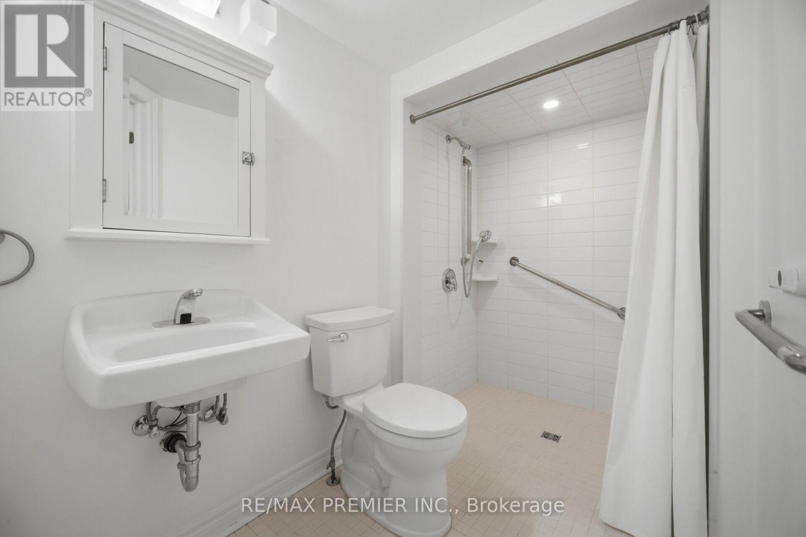 14 CRESTRIDGE DRIVE - 12