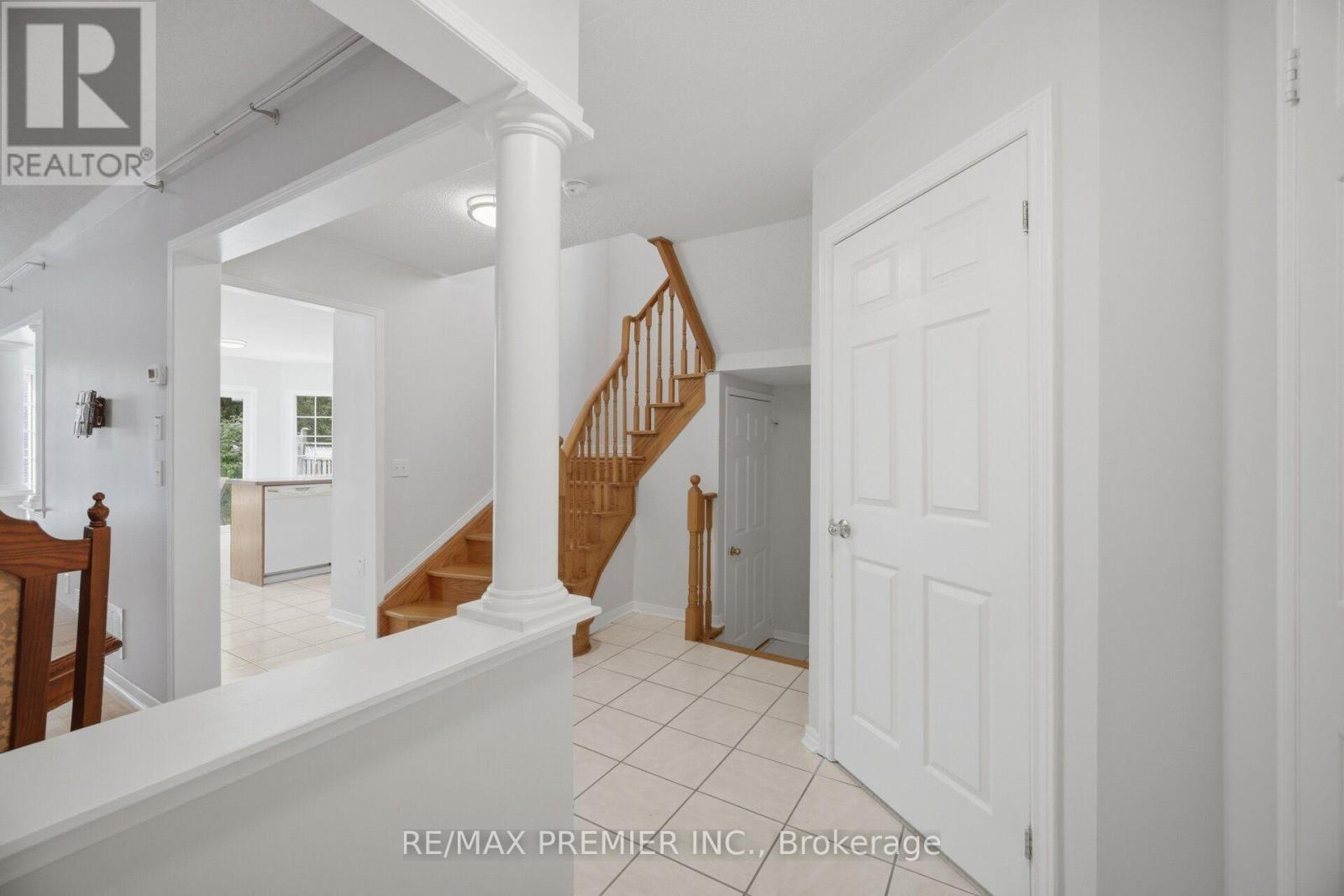14 CRESTRIDGE DRIVE - 2