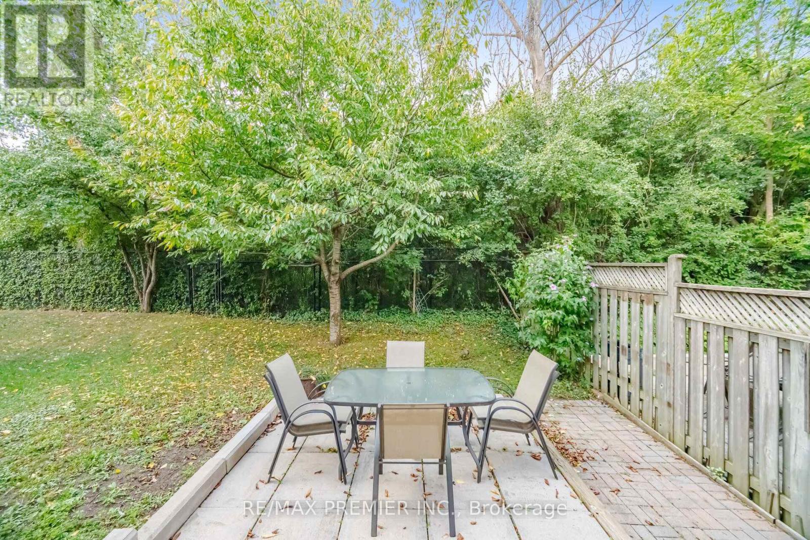 14 CRESTRIDGE DRIVE - 31