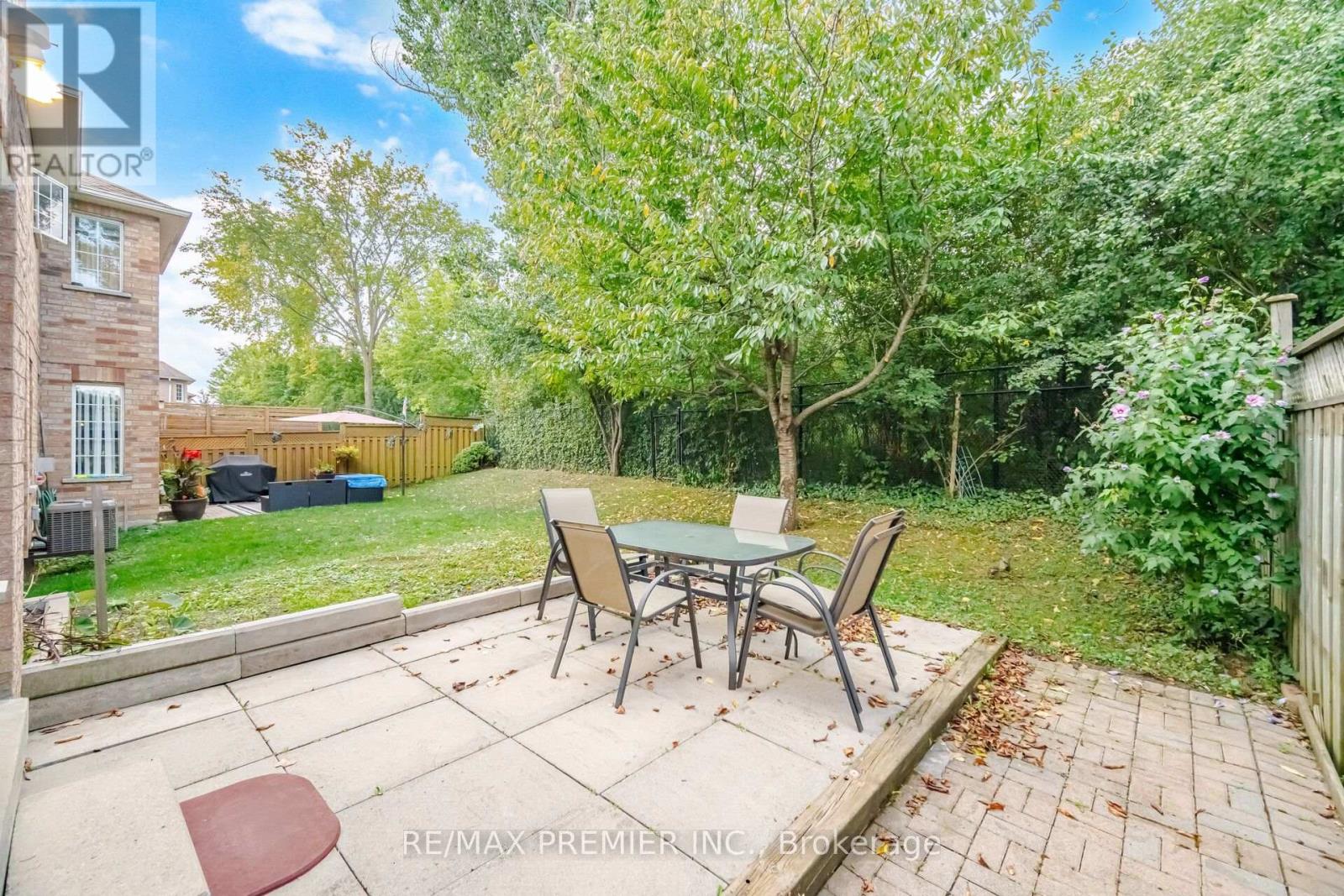 14 CRESTRIDGE DRIVE - Image 32