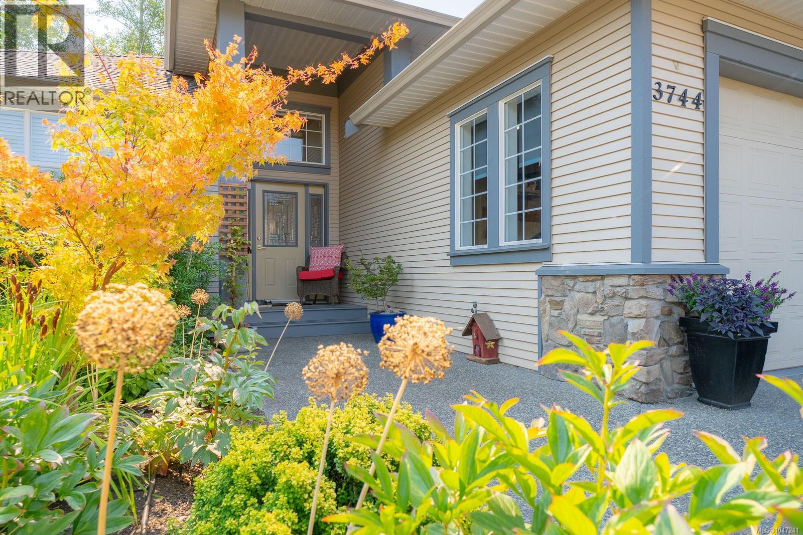 3744 Cavendish Blvd, Nanaimo