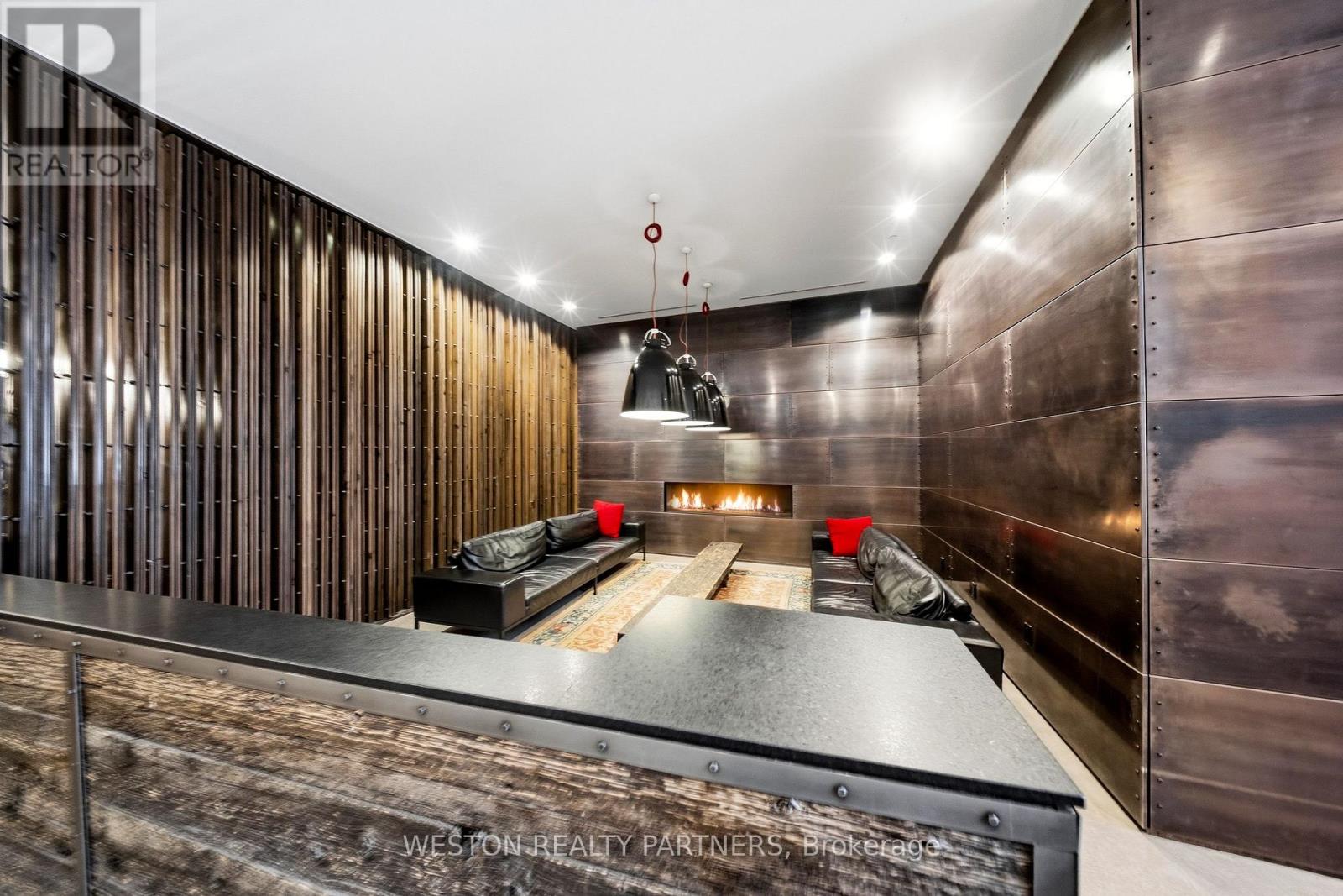 #208 5 ST JOSEPH STREET - 15