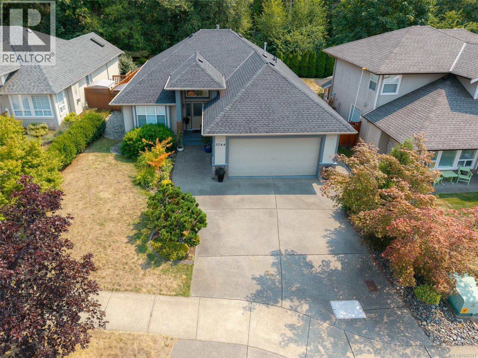 3744 Cavendish Blvd - 60