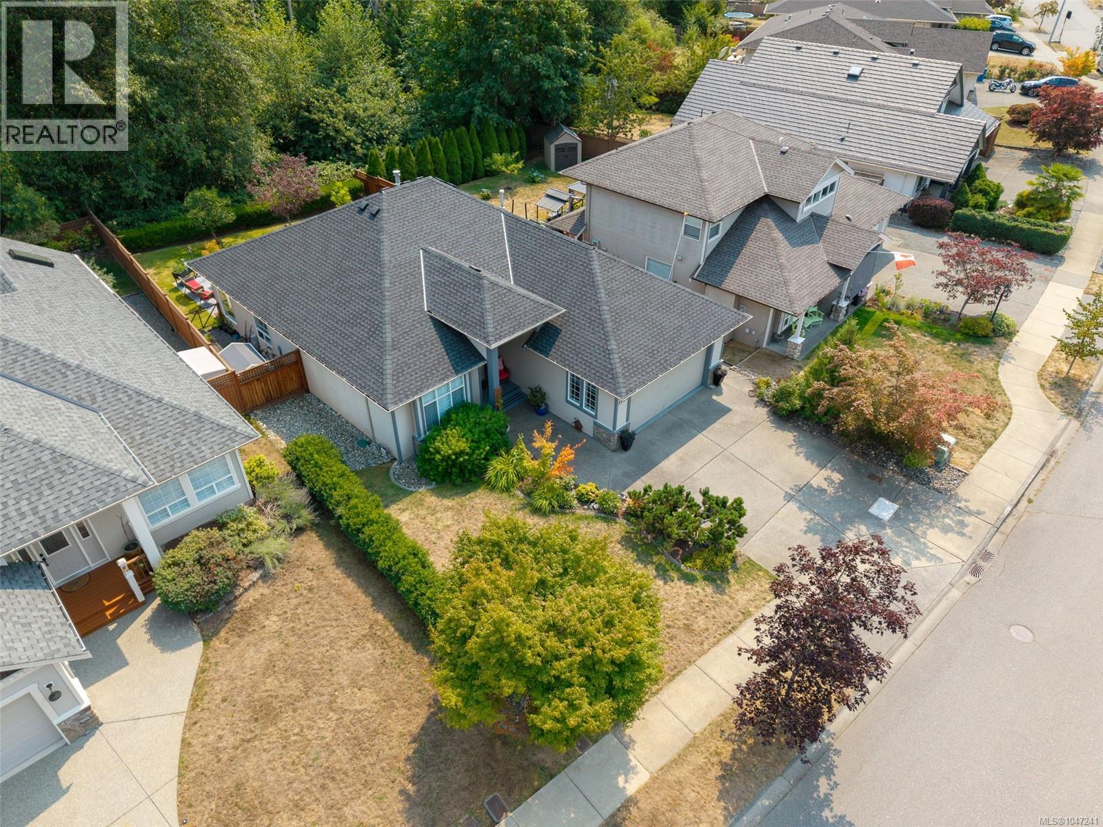 3744 Cavendish Blvd - 58