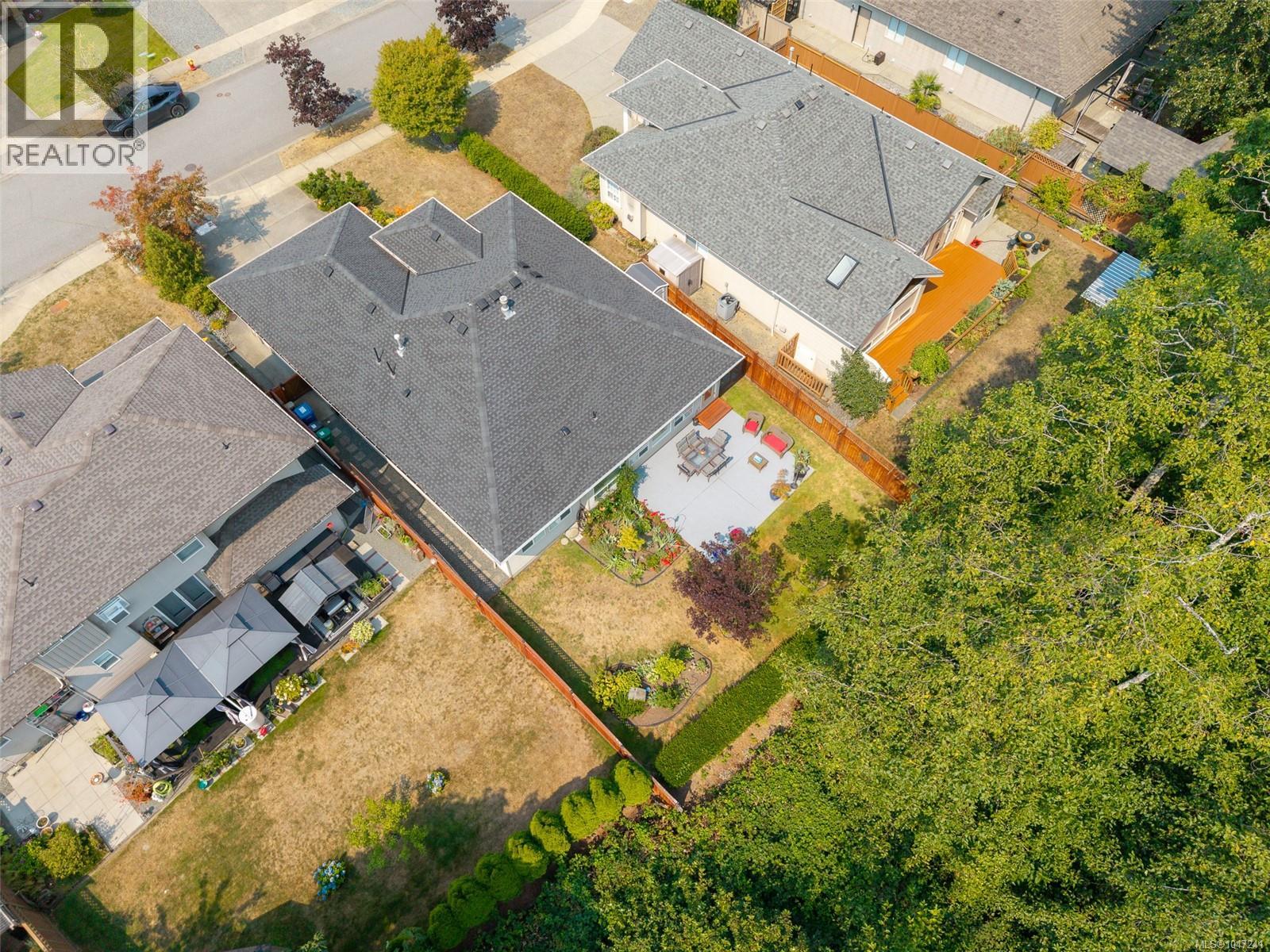 3744 Cavendish Blvd - 64