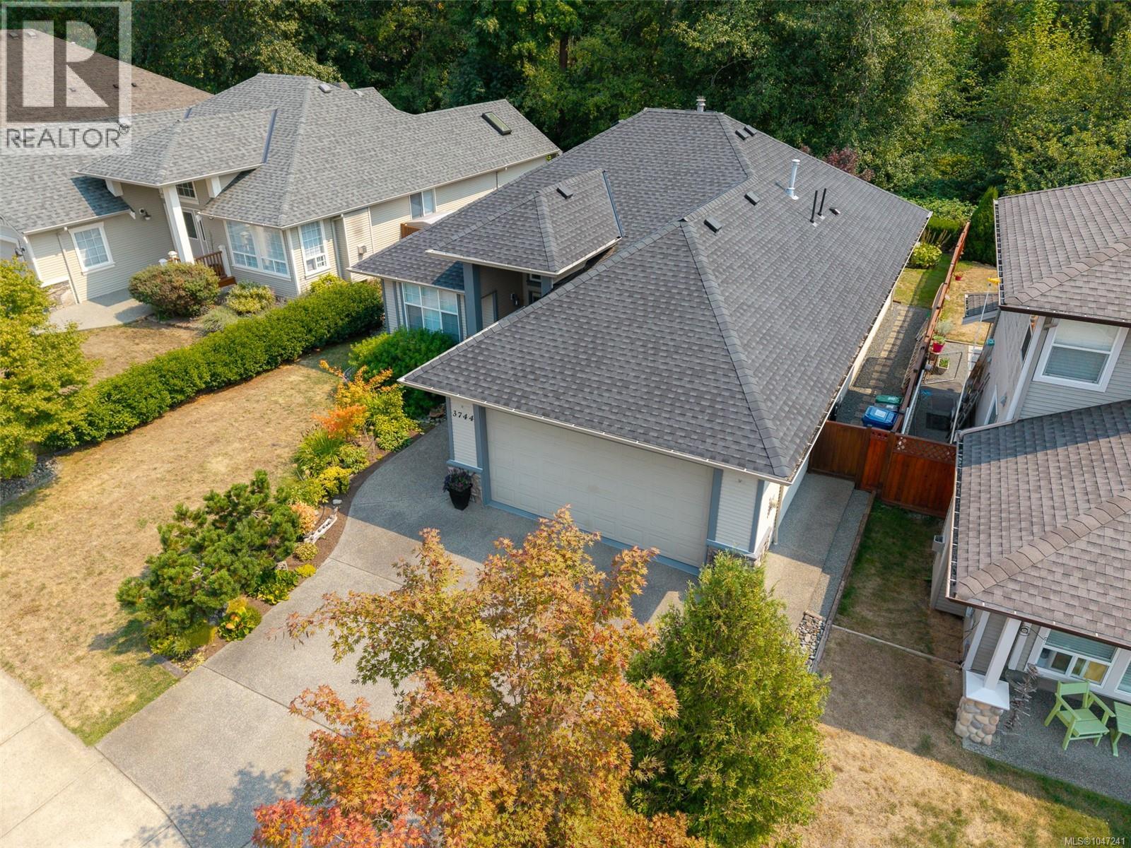 3744 Cavendish Blvd - 59