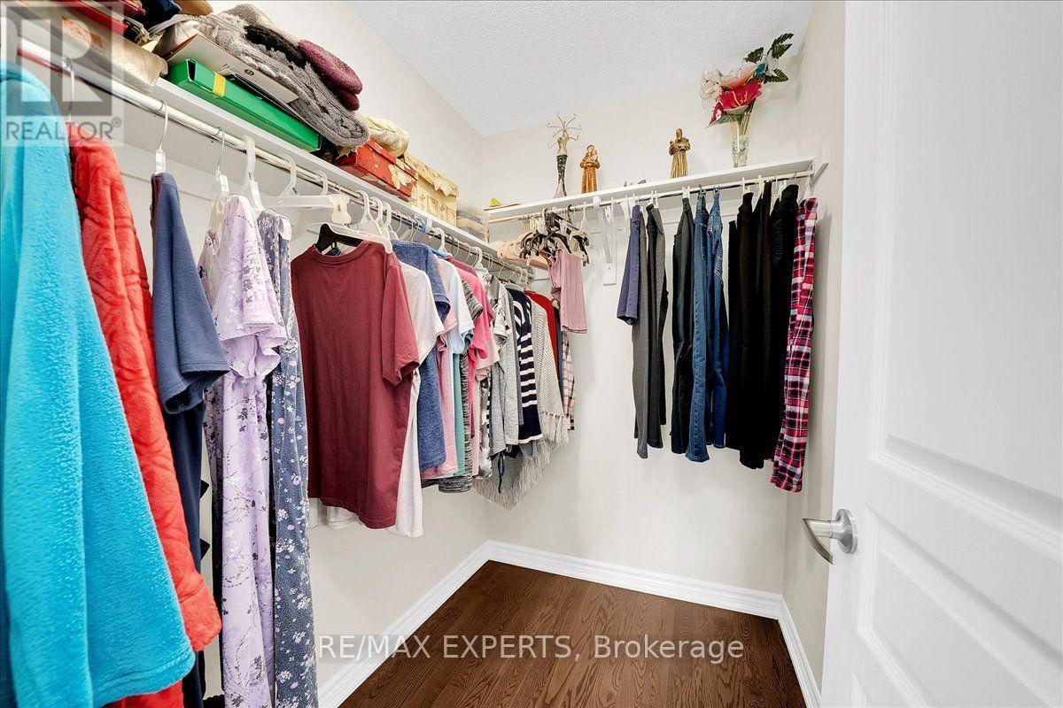 55 SYDIE LANE - Image 26
