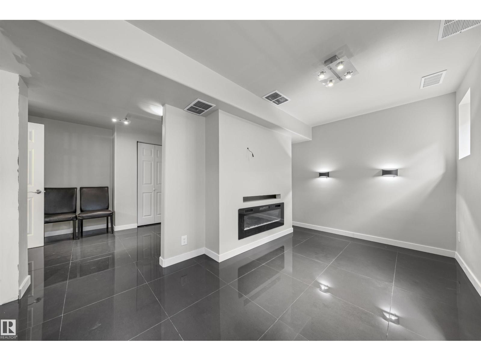 5509 Stevens CR NW - Image 35
