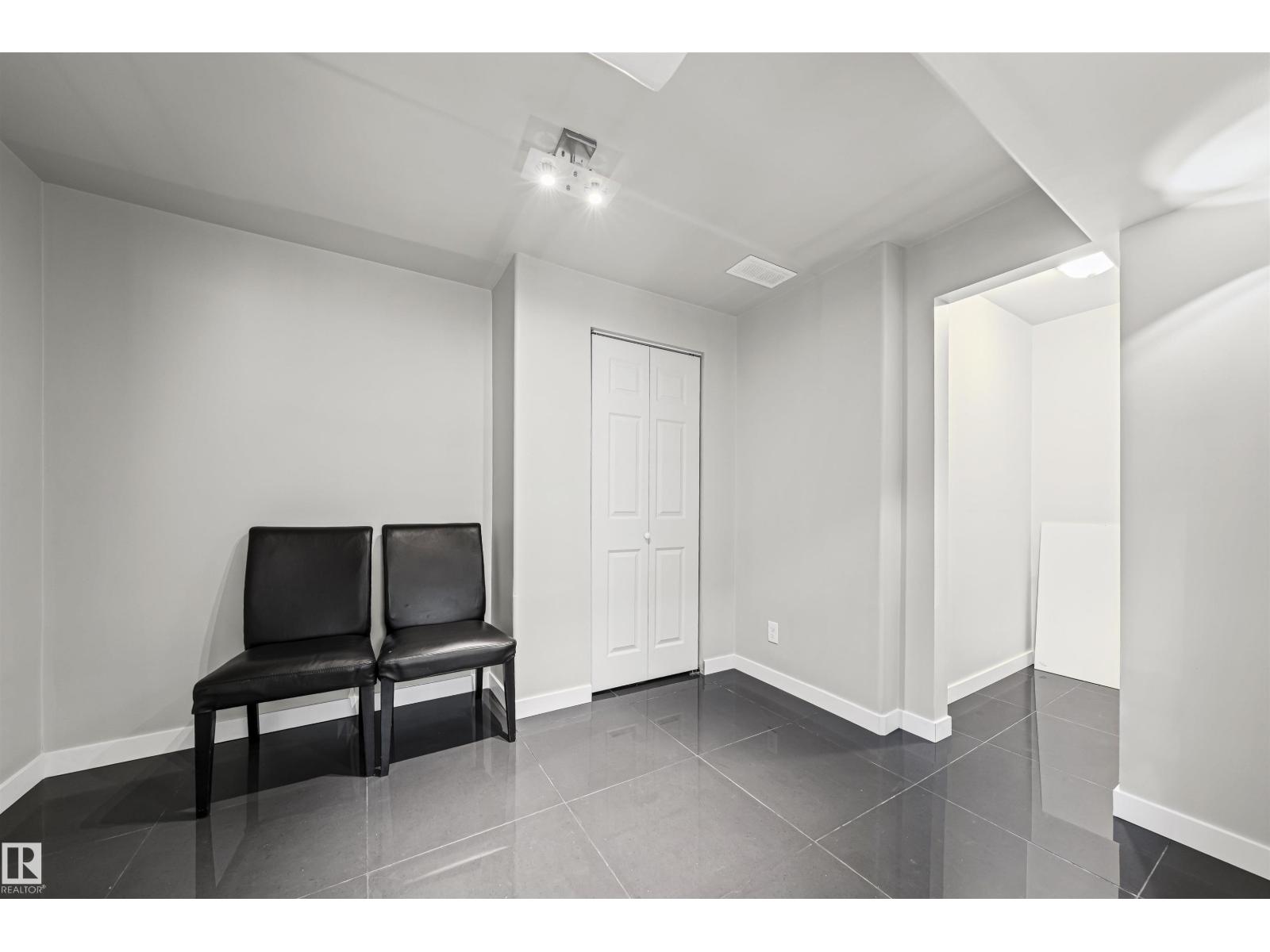 5509 Stevens CR NW - Image 38