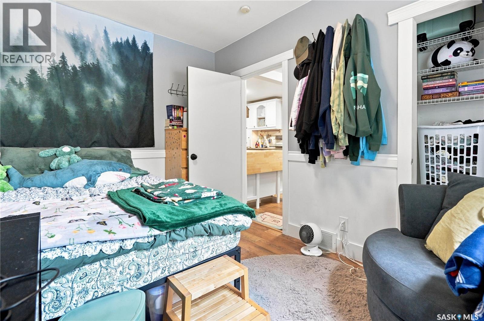 2213 Coy AVENUE - 22