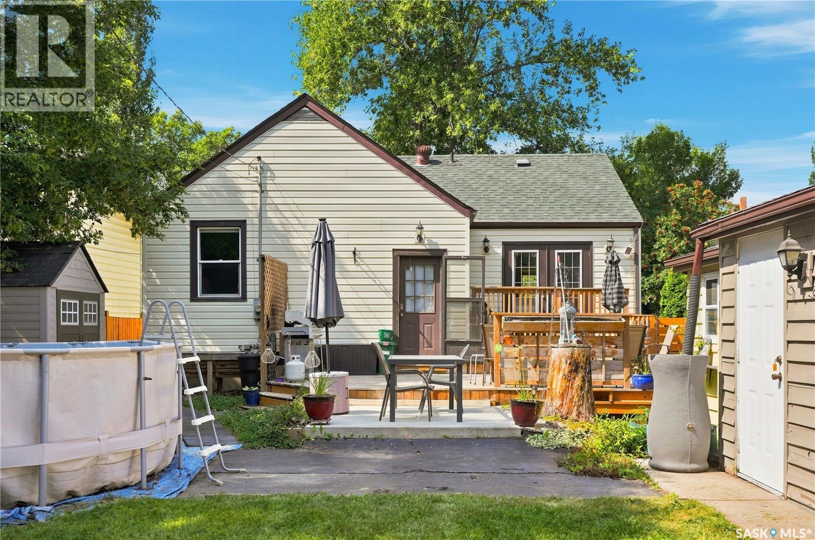 2213 Coy AVENUE - 56