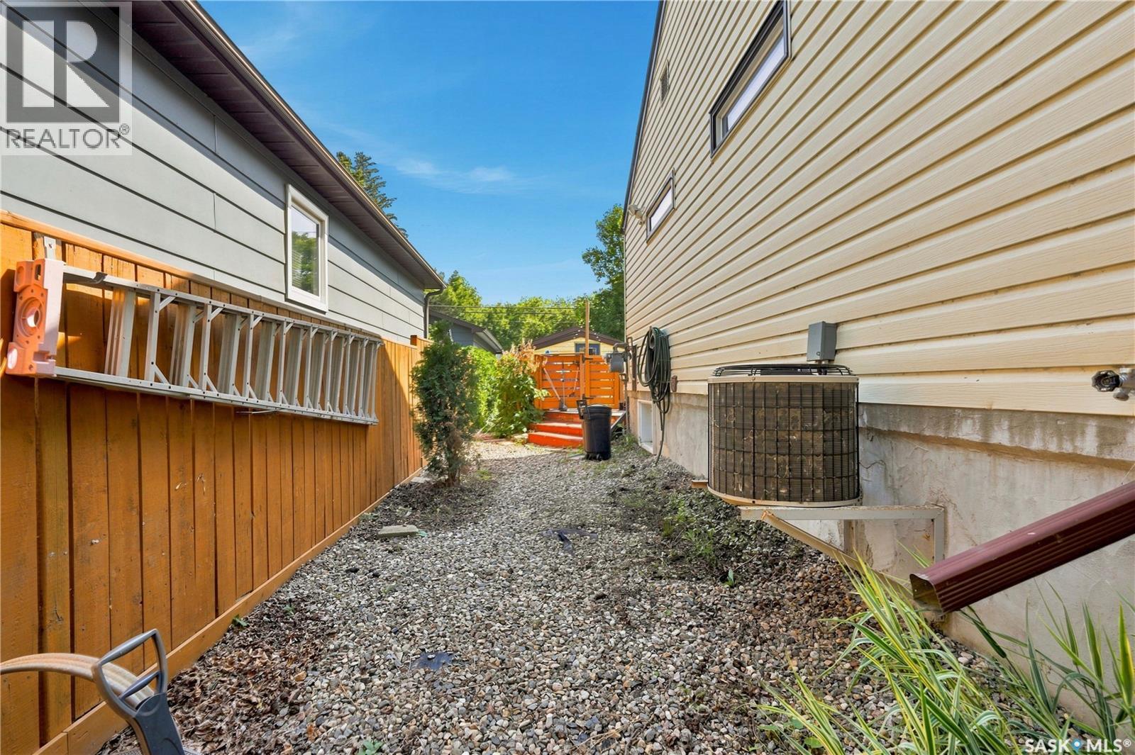 2213 Coy AVENUE - 59