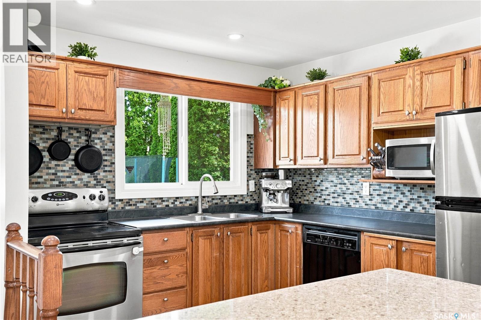 39 Brown CRESCENT - 10