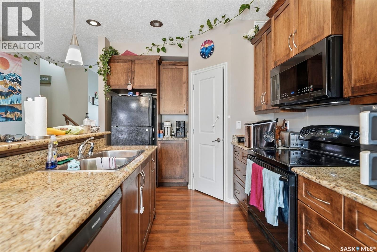 150 Lynd CRESCENT - Image 10