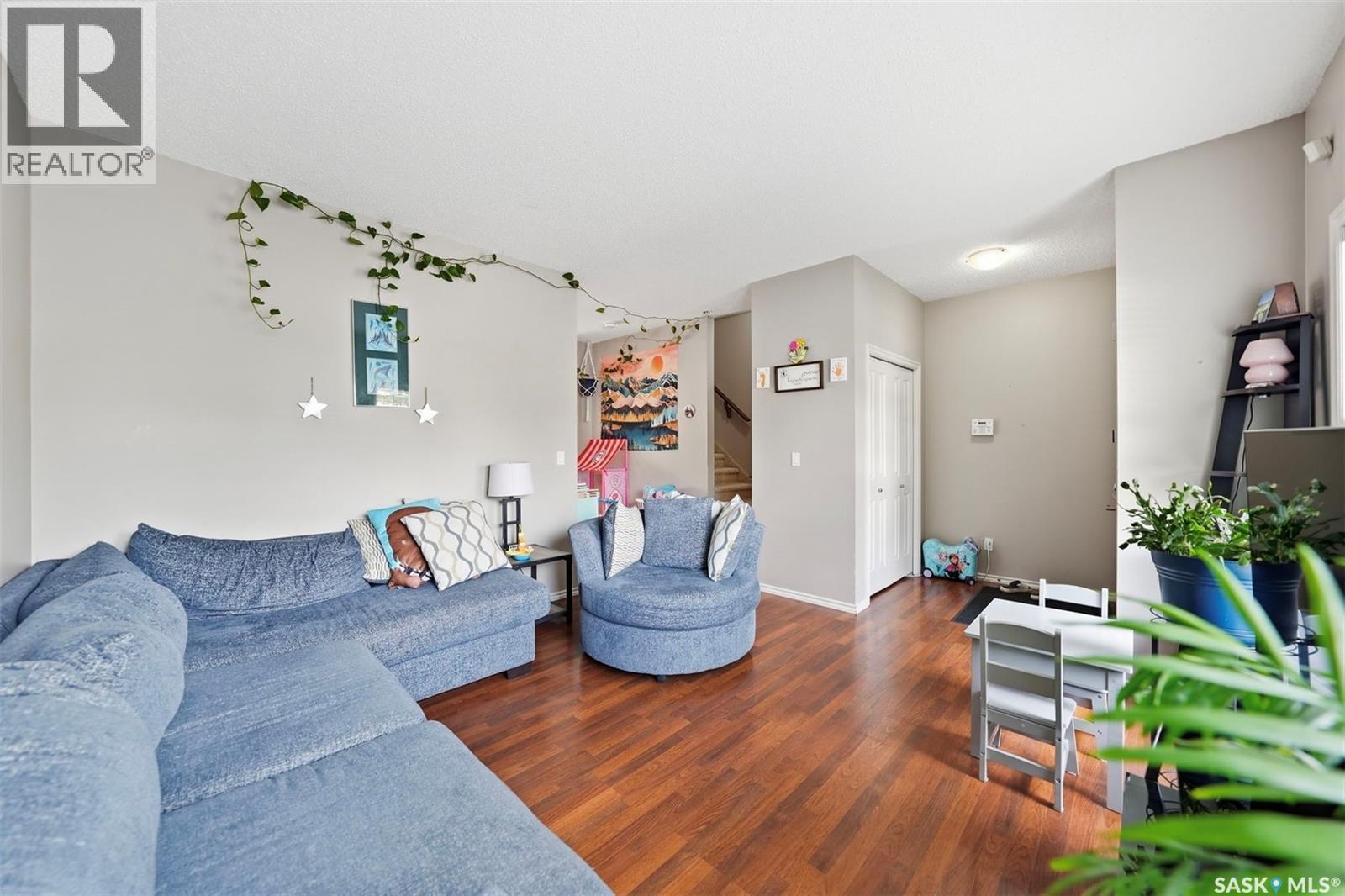 150 Lynd CRESCENT - 6