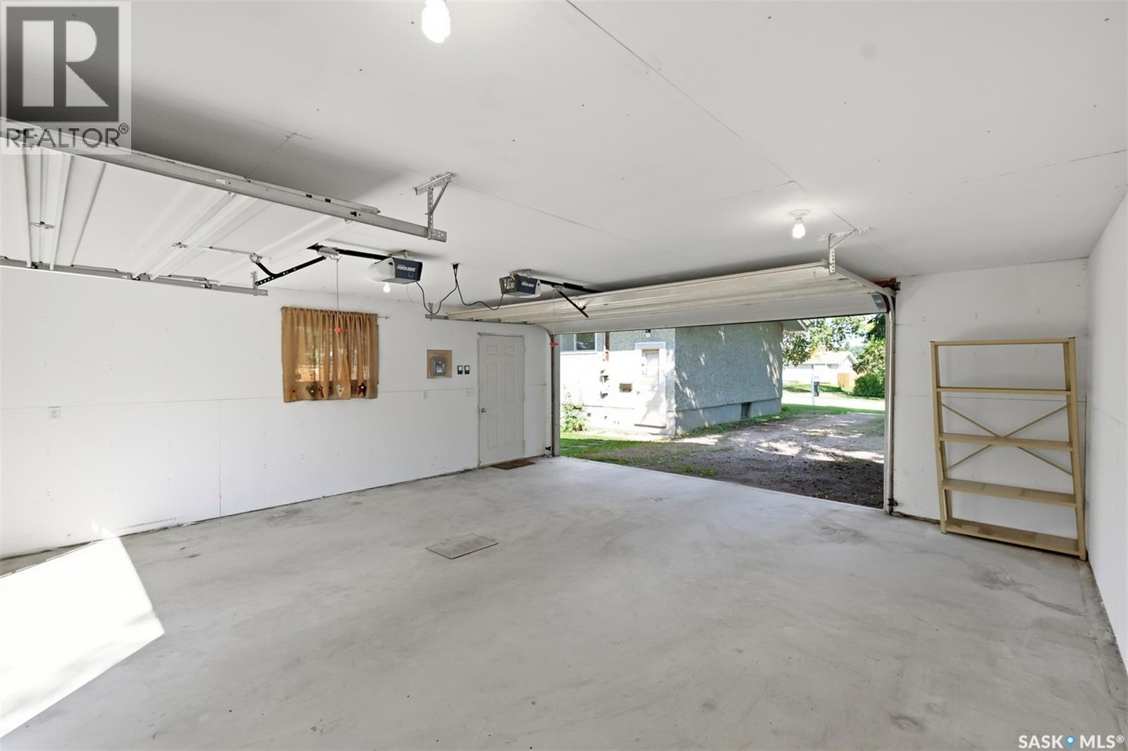 370 Taylor AVENUE - 29