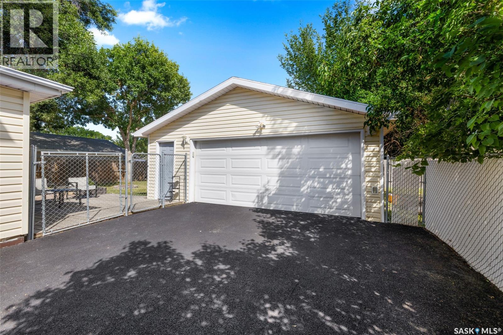 305 Hanley CRESCENT - Image 33