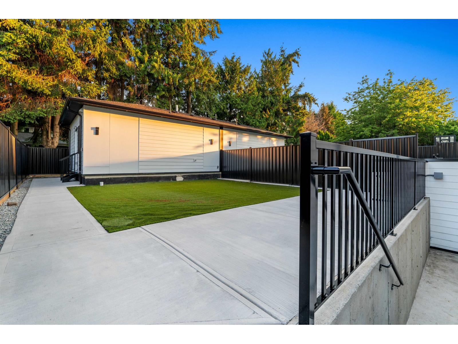 11914 78B Avenue, Delta