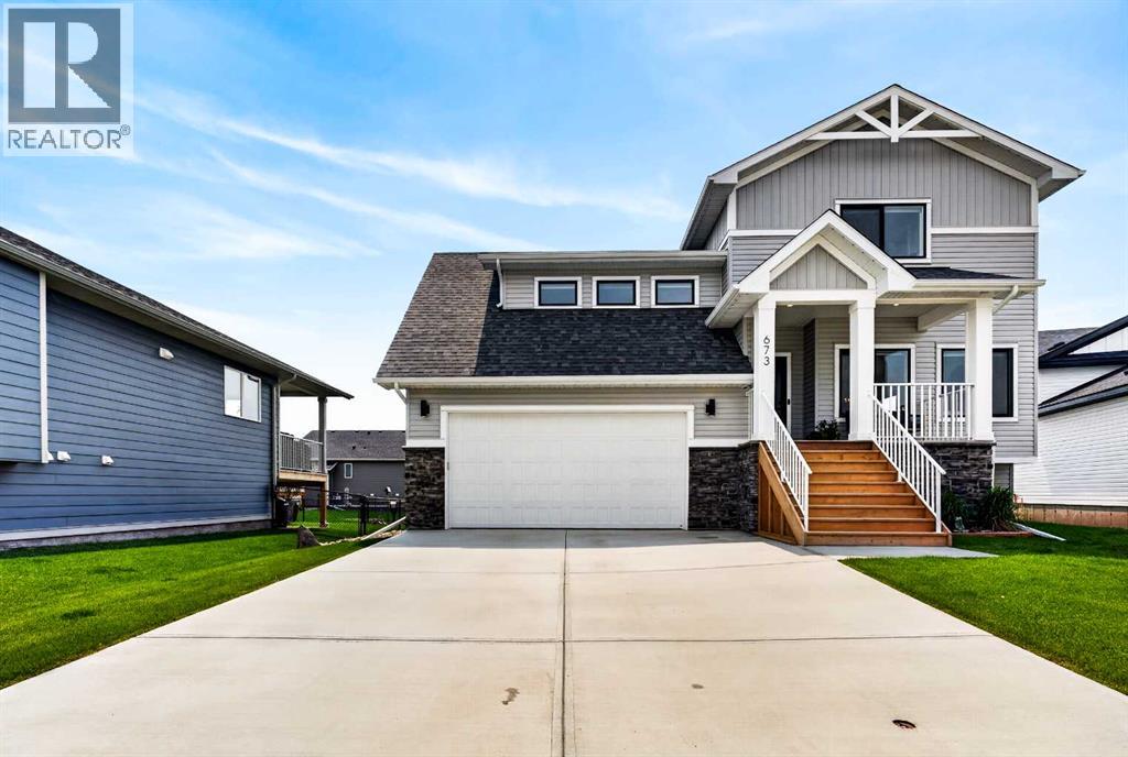 673 Anderson Close NW - Image 3