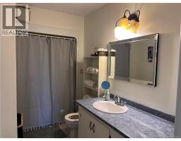 Bath (# pieces 1-6) - 3789 Route 620, Tay Creek, NB E6B1K4 Photo 7