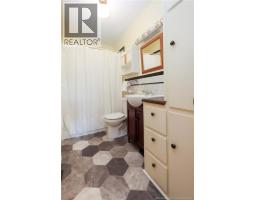 Living room - 229 Fulton Avenue, Fredericton, NB E3A2B7 Photo 12