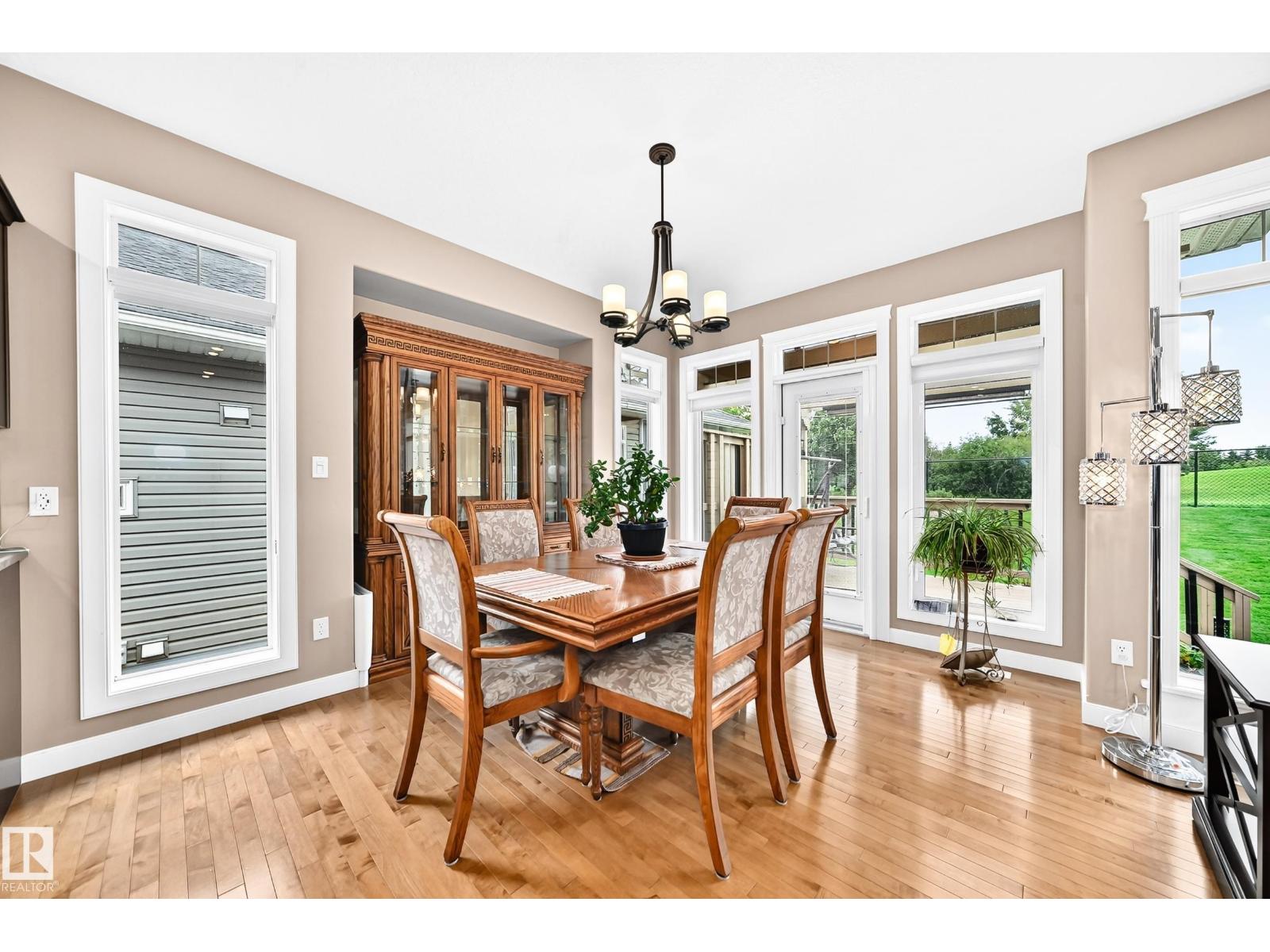 12 FAIRWAY PT - Image 25