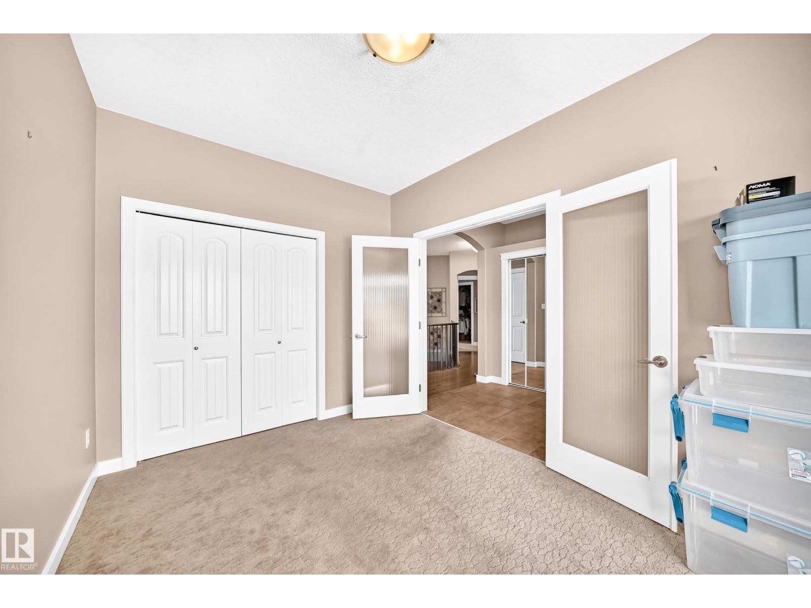 12 FAIRWAY PT - Image 43