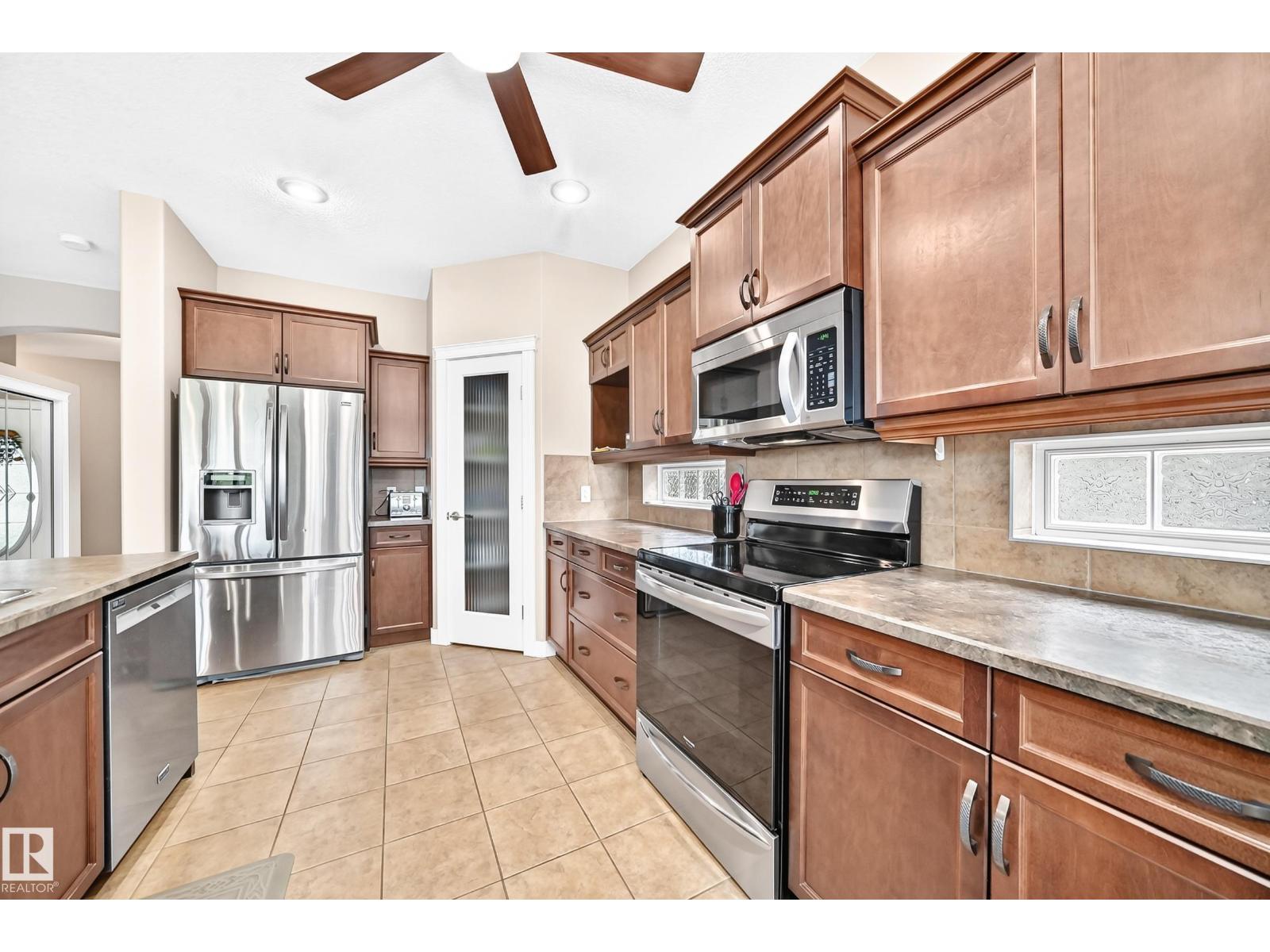 12 FAIRWAY PT - Image 11