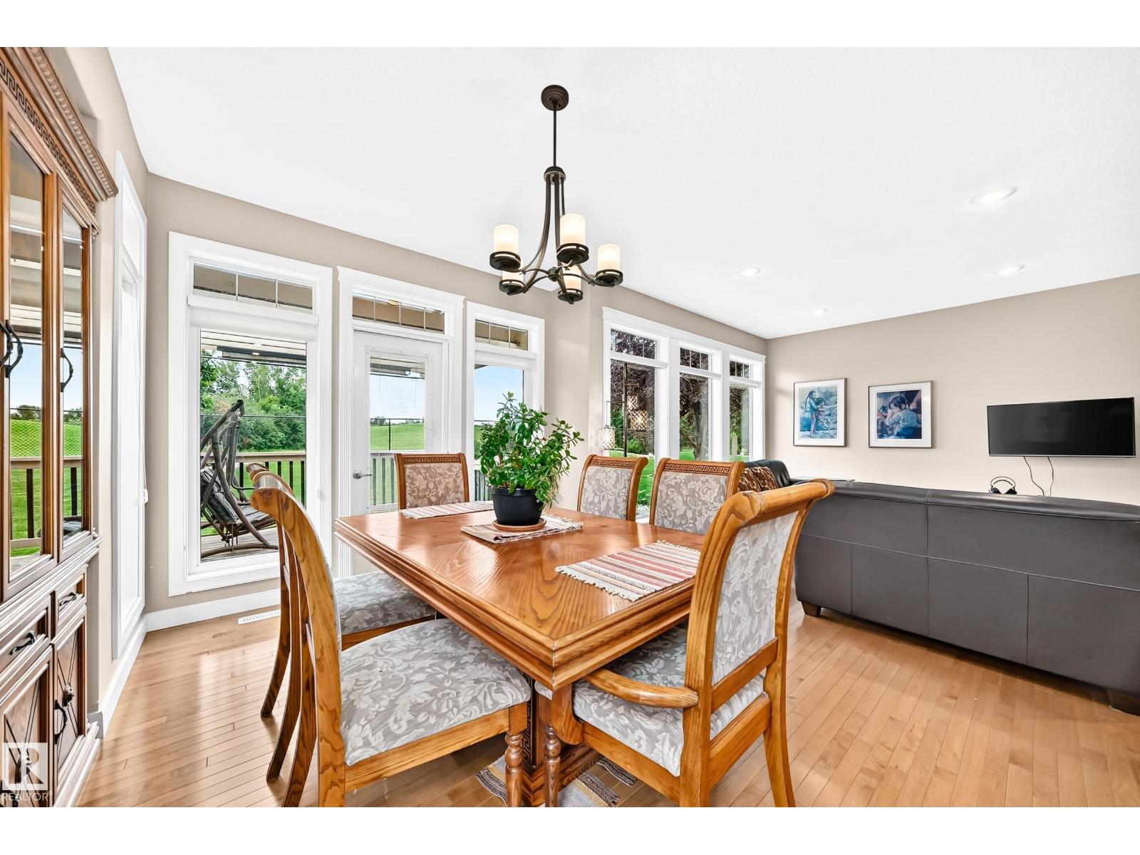 12 FAIRWAY PT - Image 26