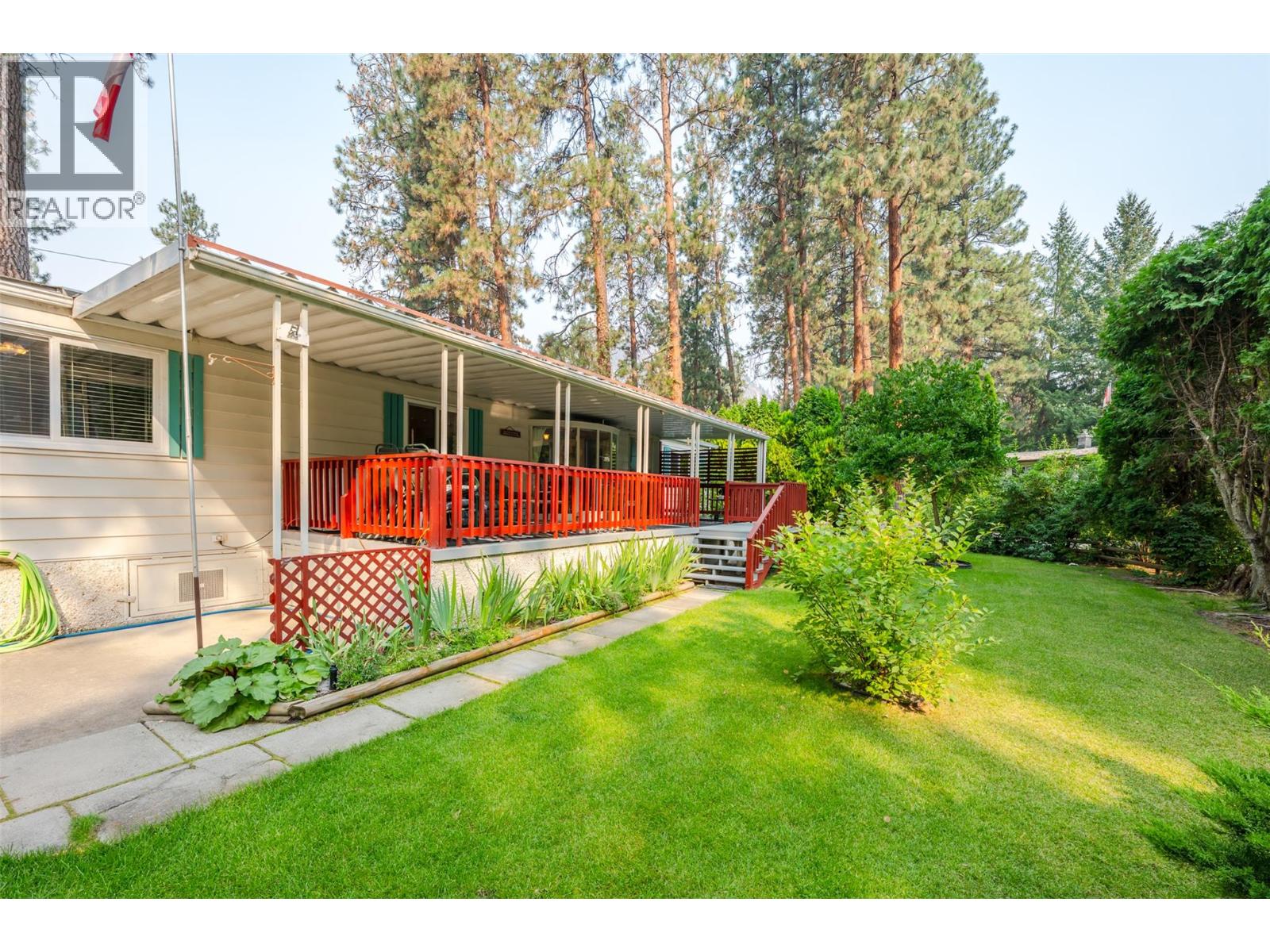 8487 97 Highway Unit# 3, Oliver