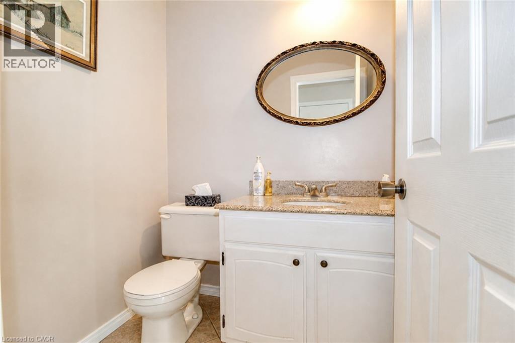 14 BERKLEY Crescent - 4