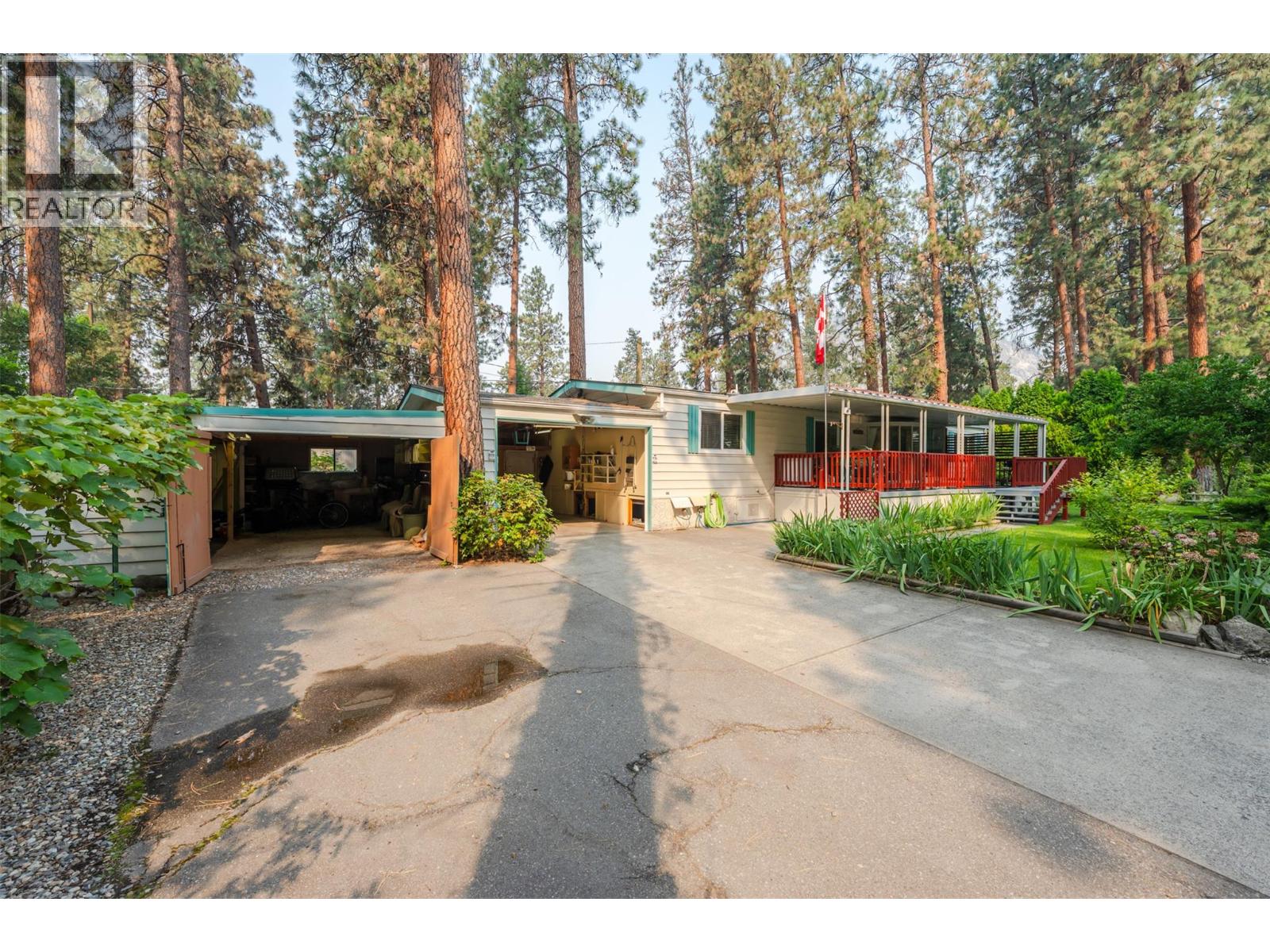 8487 97 Highway Unit# 3, Oliver