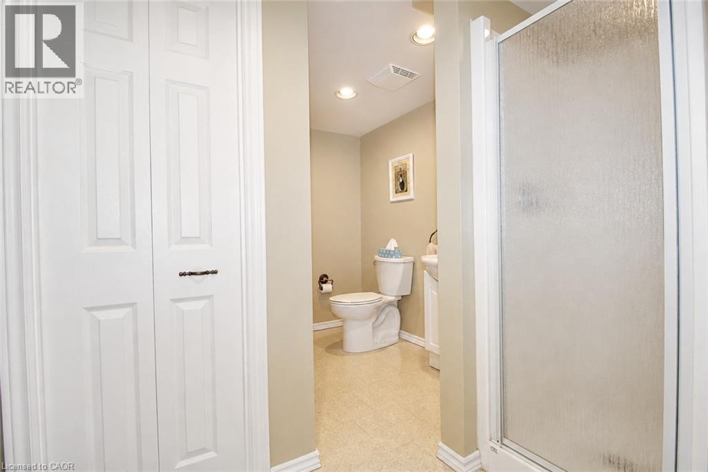 14 BERKLEY Crescent - 18